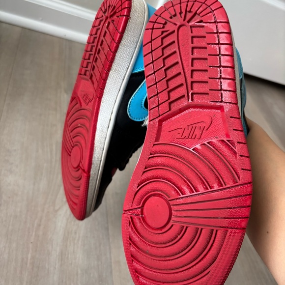 Air Jordan 1 High OG WMNS UNC To Chicago - Picture 6 of 7